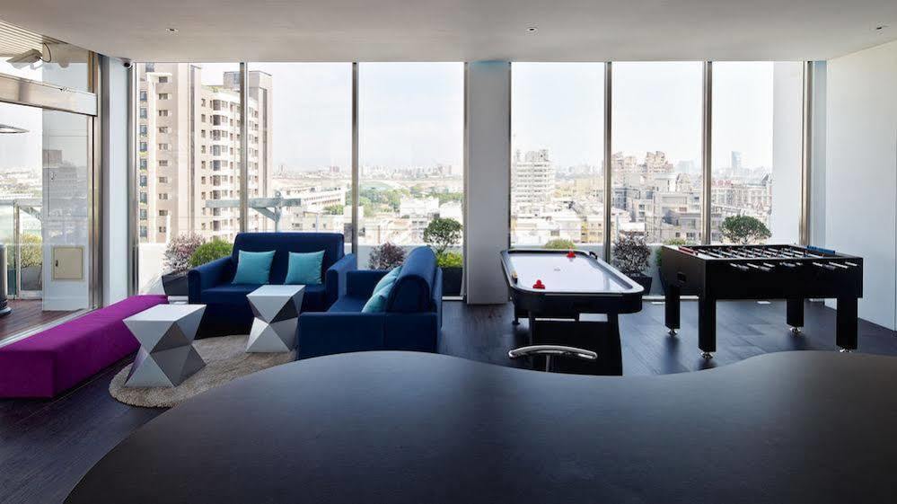 Hotel 7 Taichung Bagian luar foto